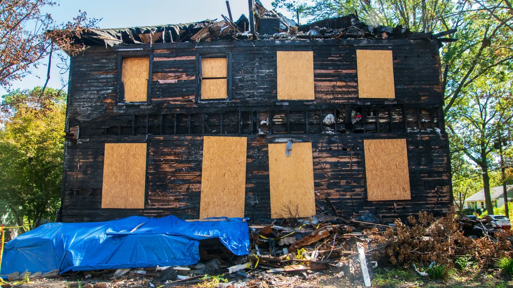 Board Up from Fire Damage hero - Versapro