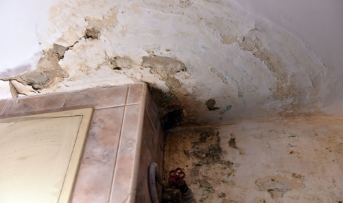 Signs of water damage